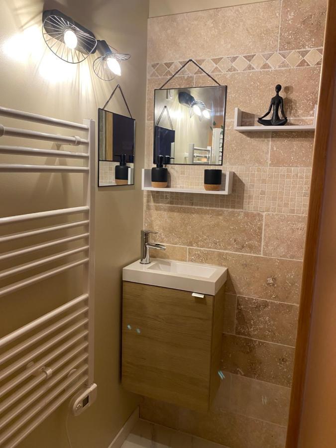 Louvetot Le Cocoon D'Emy Bed & Breakfast エクステリア 写真